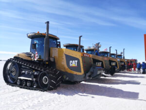 Traverse - Caterpillar Challenger MT 865 Tractor- 22T /525 HP